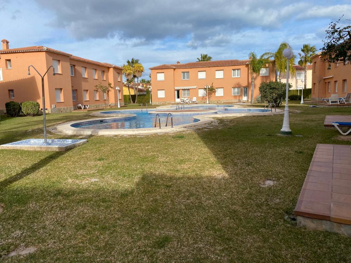 Apartment Sevilla III Golf ,Big Pool And Seaside أوليفا المظهر الخارجي الصورة